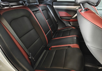 Подержанный автомобиль Belgee X50 2024 года (10 фото)