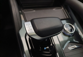 Подержанный автомобиль Geely Monjaro 2023 года (20 фото)