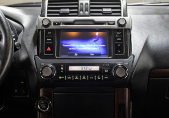 Подержанный автомобиль Toyota Land Cruiser Prado 2016 года (15 фото)