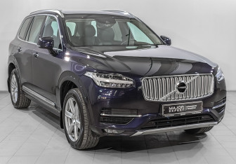 Подержанный автомобиль Volvo XC90 2018 года (3 фото)