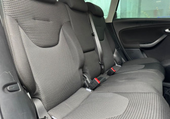 Подержанный автомобиль SEAT Altea 2012 года (11 фото)