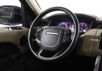 Подержанный автомобиль Land Rover Range Rover Sport 2020 года (15 фото)