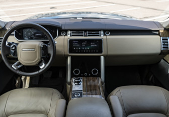 Подержанный автомобиль Land Rover Range Rover 2018 года (13 фото)