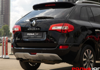 Подержанный автомобиль Renault Koleos 2013 года (17 фото)