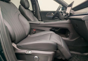 Подержанный автомобиль Chery Tiggo 9 2024 года (12 фото)