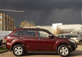 Подержанный автомобиль Lifan X60 2013 года (3 фото)