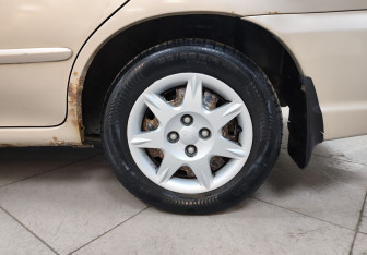 Подержанный автомобиль Kia Spectra Sedan 2007 года (9 фото)