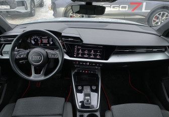 Подержанный автомобиль Audi A3 Sedan 2021 года (16 фото)