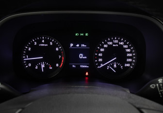 Подержанный автомобиль Hyundai Tucson 2020 года (13 фото)