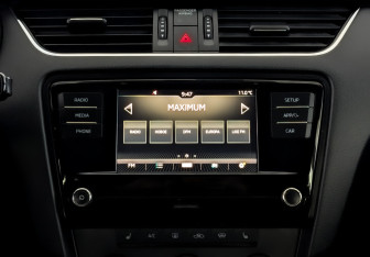 Подержанный автомобиль Skoda Octavia Liftback 2019 года (15 фото)