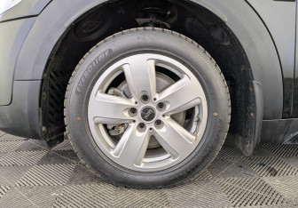 Подержанный автомобиль MINI Countryman 2019 года (12 фото)