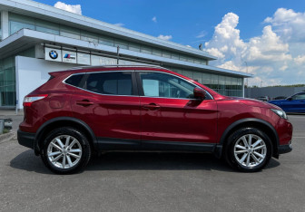 Подержанный автомобиль Nissan Qashqai 2018 года (4 фото)