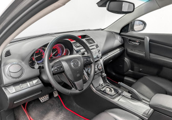 Подержанный автомобиль Mazda 6 Sedan 2011 года (16 фото)