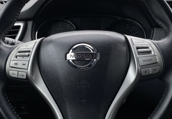 Подержанный автомобиль Nissan Qashqai 2016 года (15 фото)