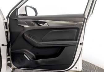 Подержанный автомобиль Haval Jolion 2023 года (24 фото)