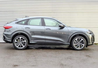 Новый Audi Q5 2025 (3 фото)