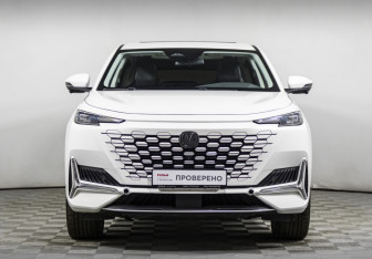 Подержанный автомобиль Changan UNI-K 2023 года (2 фото)