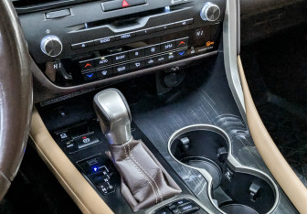 Подержанный автомобиль Lexus RX 2017 года (20 фото)