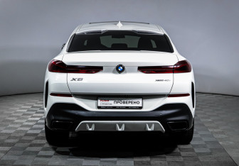 Подержанный автомобиль BMW X6 2021 года (6 фото)