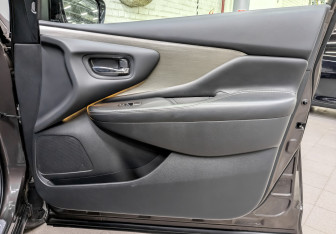 Подержанный автомобиль Nissan Murano Suv 2021 года (25 фото)