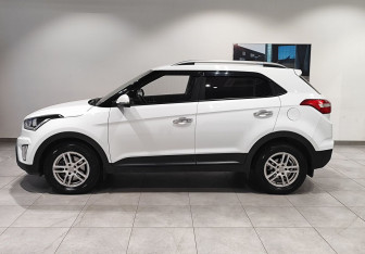 Подержанный автомобиль Hyundai Creta 2019 года (8 фото)