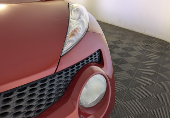 Подержанный автомобиль Nissan Juke 2013 года (12 фото)