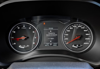 Подержанный автомобиль Москвич 3 2023 года (16 фото)