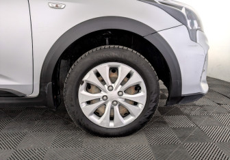 Подержанный автомобиль Kia Rio Hatchback 2021 года (18 фото)