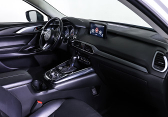Подержанный автомобиль Mazda CX-9 2018 года (11 фото)