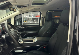 Подержанный автомобиль Wey 80 2025 года (12 фото)