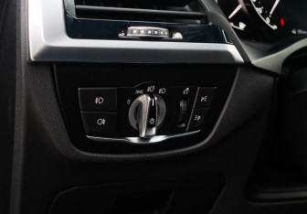 Подержанный автомобиль BMW X4 2019 года (17 фото)