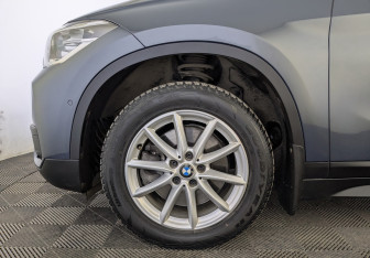 Подержанный автомобиль BMW X1 2018 года (14 фото)