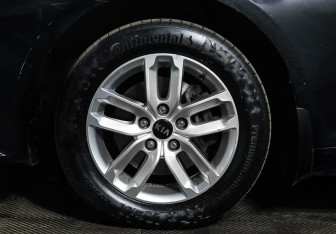 Подержанный автомобиль Kia Optima Sedan 2015 года (8 фото)