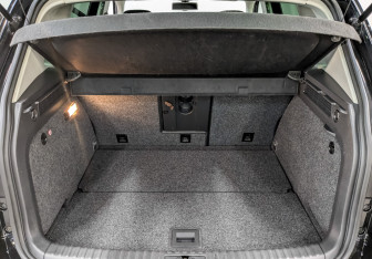 Подержанный автомобиль Volkswagen Tiguan 2012 года (9 фото)