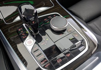 Подержанный автомобиль BMW X5 2019 года (29 фото)