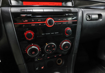 Подержанный автомобиль Mazda 3 Sedan 2008 года (18 фото)