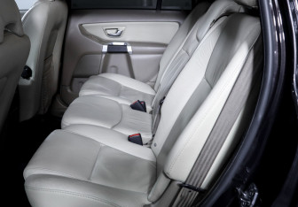 Подержанный автомобиль Volvo XC90 2012 года (10 фото)