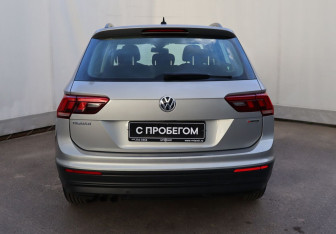 Подержанный автомобиль Volkswagen Tiguan 2019 года (5 фото)