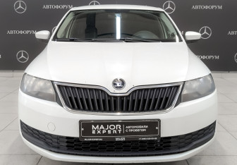 Подержанный автомобиль Skoda Rapid Liftback 2019 года (2 фото)