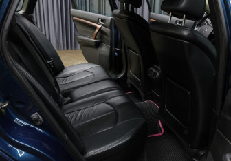 Подержанный автомобиль Nissan Teana 2006 года (12 фото)
