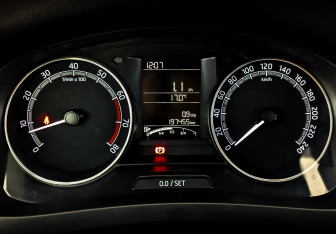 Подержанный автомобиль Skoda Rapid Liftback 2019 года (13 фото)