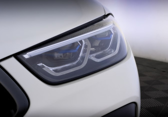 Подержанный автомобиль BMW M8 Sedan 2021 года (18 фото)