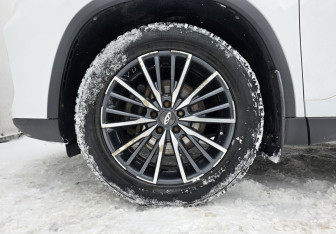 Подержанный автомобиль Chery Tiggo 8 Pro 2022 года (21 фото)