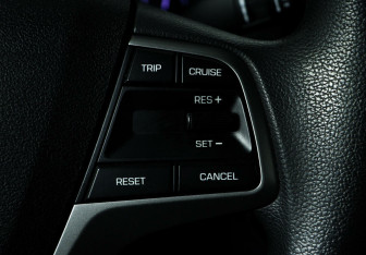 Подержанный автомобиль Hyundai Elantra Sedan 2018 года (11 фото)