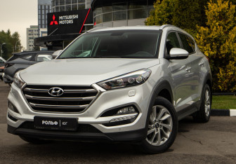 Подержанный автомобиль Hyundai Tucson 2016 года (21 фото)