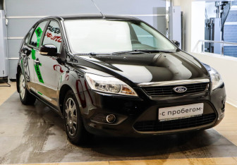 Подержанный автомобиль Ford Focus Hatchback 2008 года (3 фото)