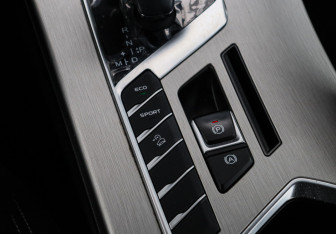 Подержанный автомобиль Belgee X50 2024 года (15 фото)