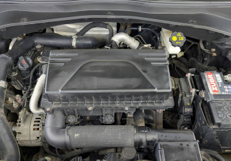 Подержанный автомобиль Москвич 3 2023 года (9 фото)