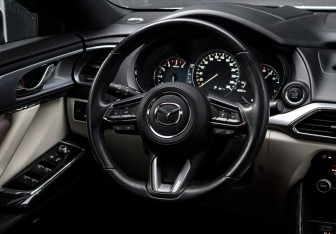 Подержанный автомобиль Mazda CX-9 2021 года (17 фото)