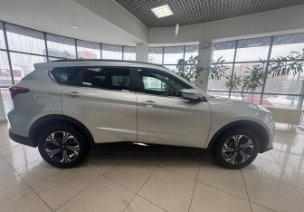 Подержанный автомобиль Jetour X70 2024 года (4 фото)